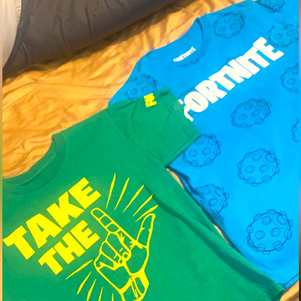 2 boys size 8 Fortnite shirts